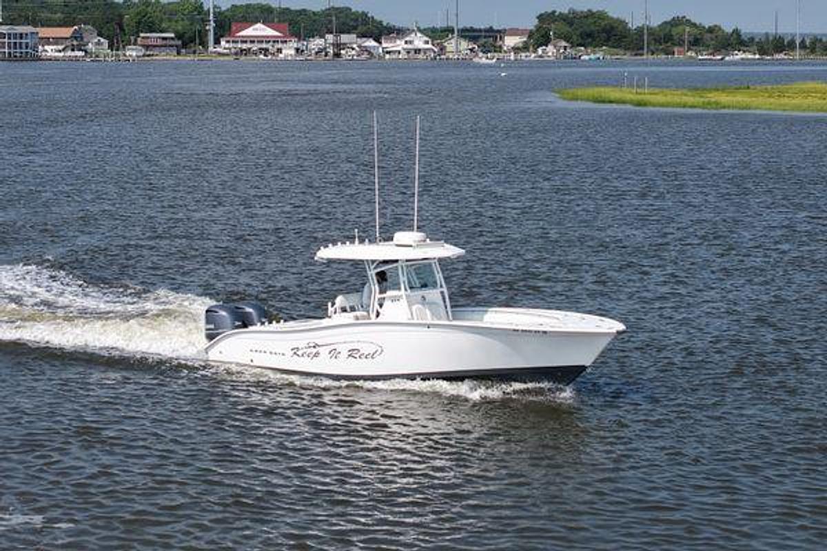 Used 2015 31' Cape Horn 31T | 31ft