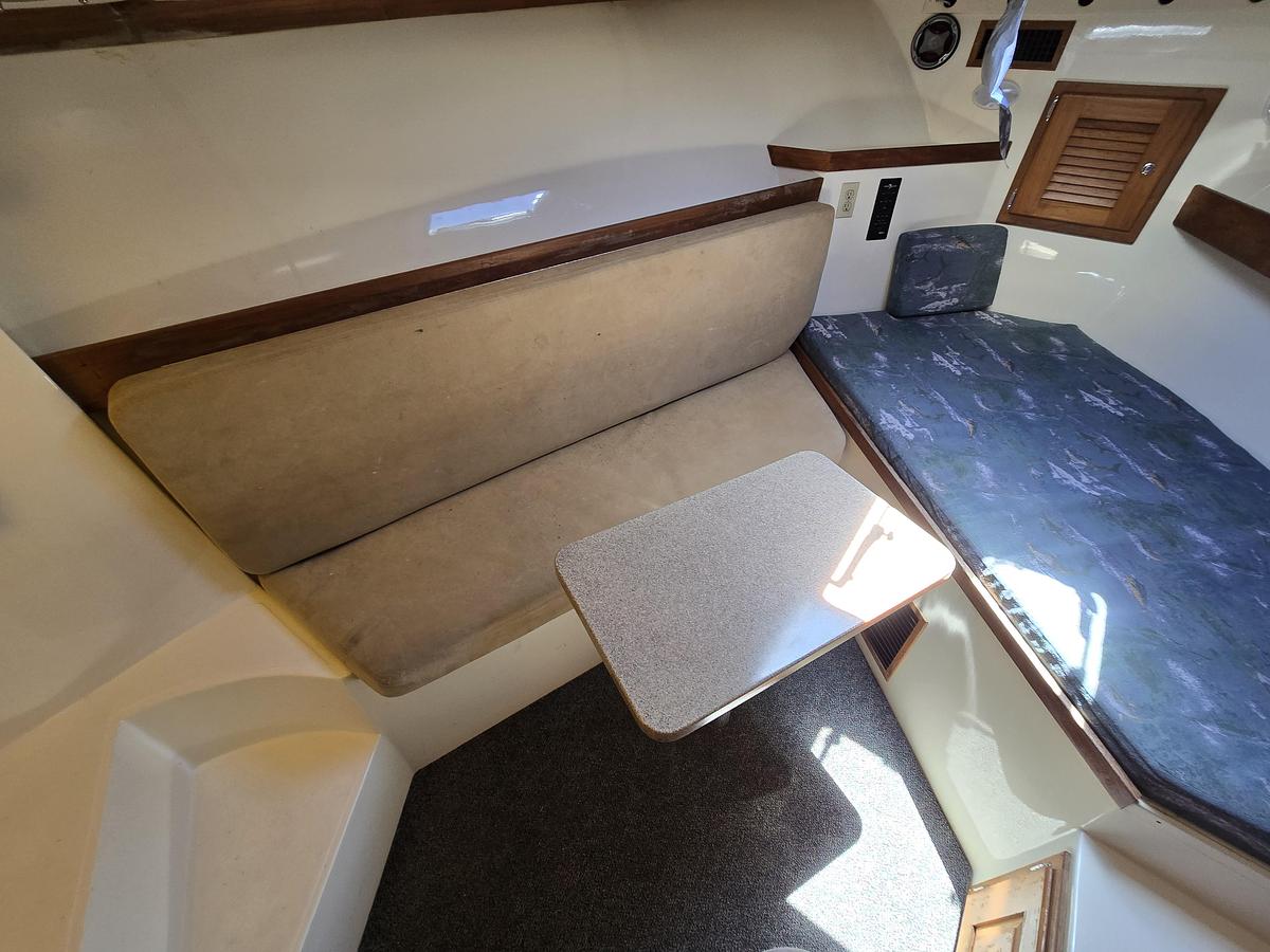 Used 2003 Albemarle 305 Express Fisherman | 30'