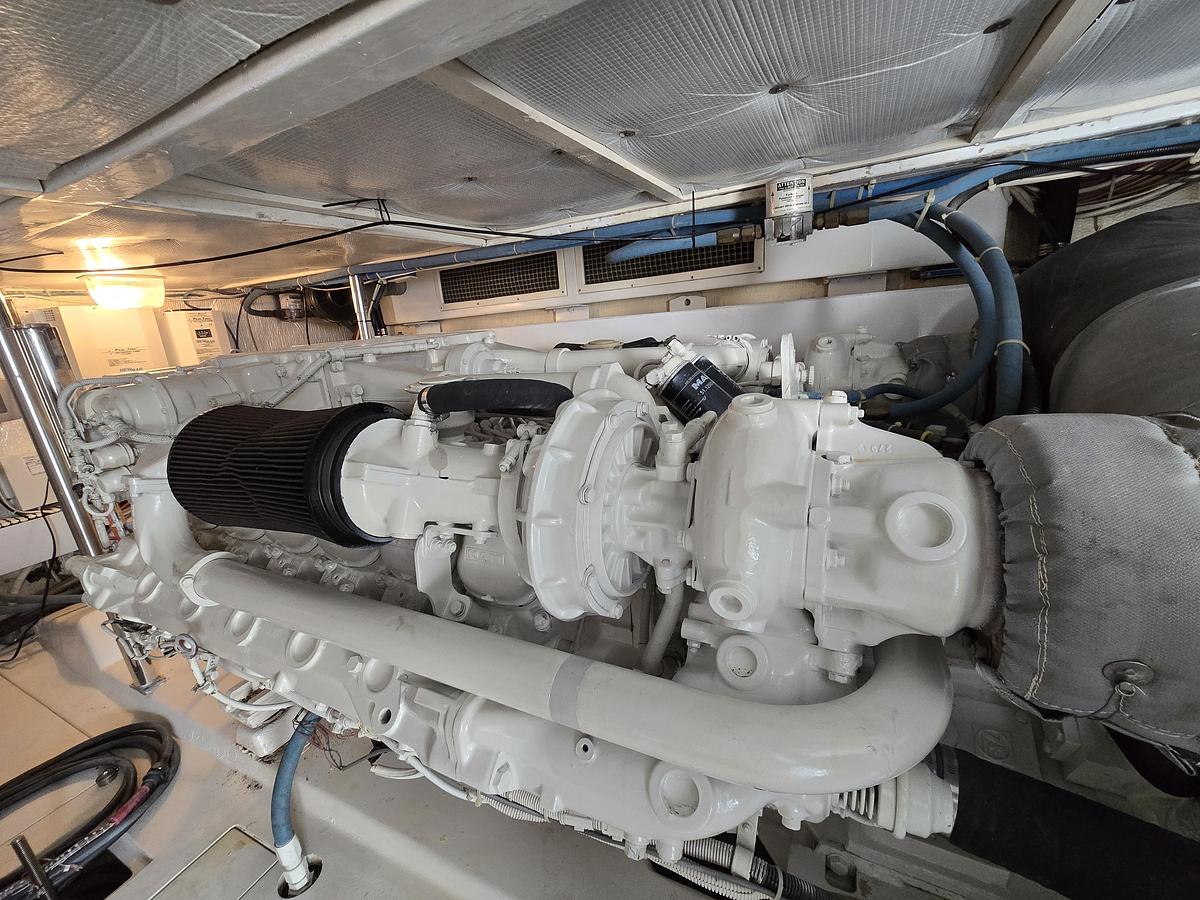 Used 1986 Ocean Yachts Super Sport | 55ft