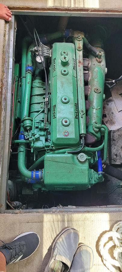 Used 1976 Hatteras 38 DC | 38ft