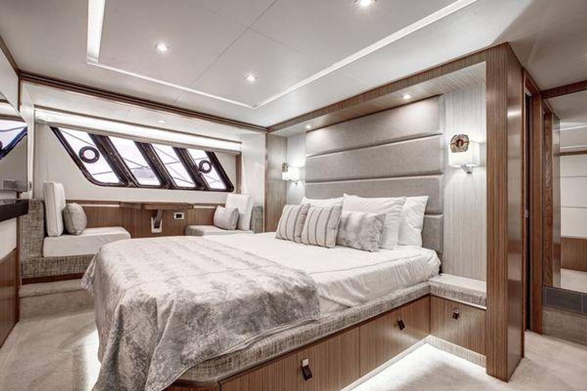 Used 2018 65' Sea Ray L650 | 65ft