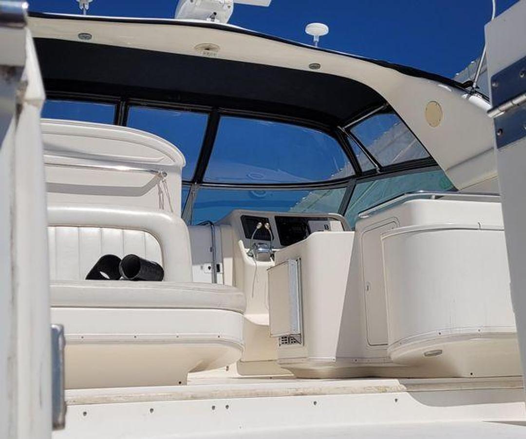 Used 1997 33' Sea Ray 330 Express Cruiser