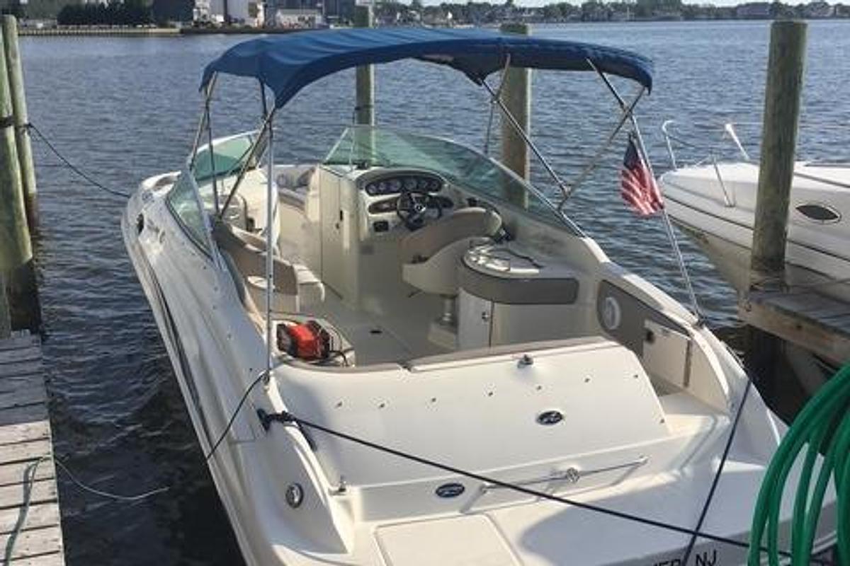 Used 2004 Sea Ray 270 Sundeck | 27ft
