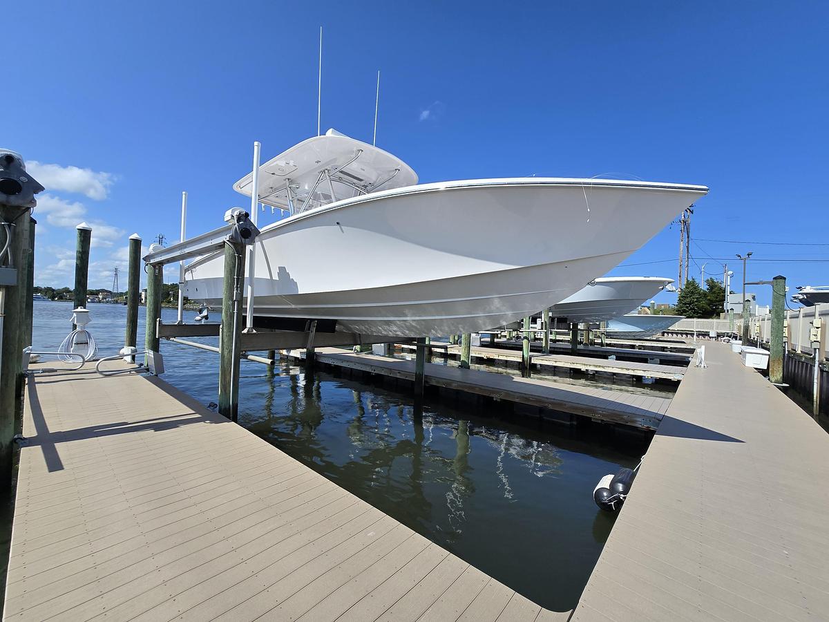 Used 2025 35 Bahama Super Center Console - 35ft