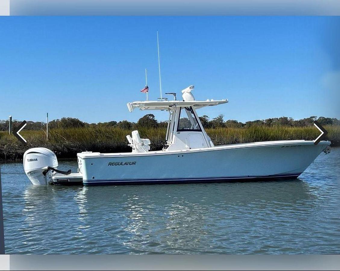 Used 2021 Regulator 28 Forward Seating | 28ft