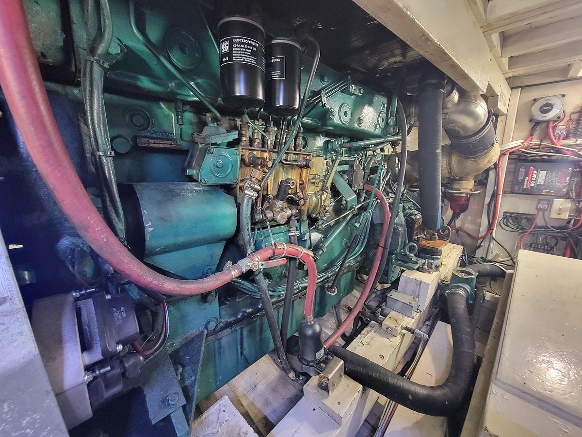 Used 1998 Custom Carolina 45 Willis Boatworks | 45ft