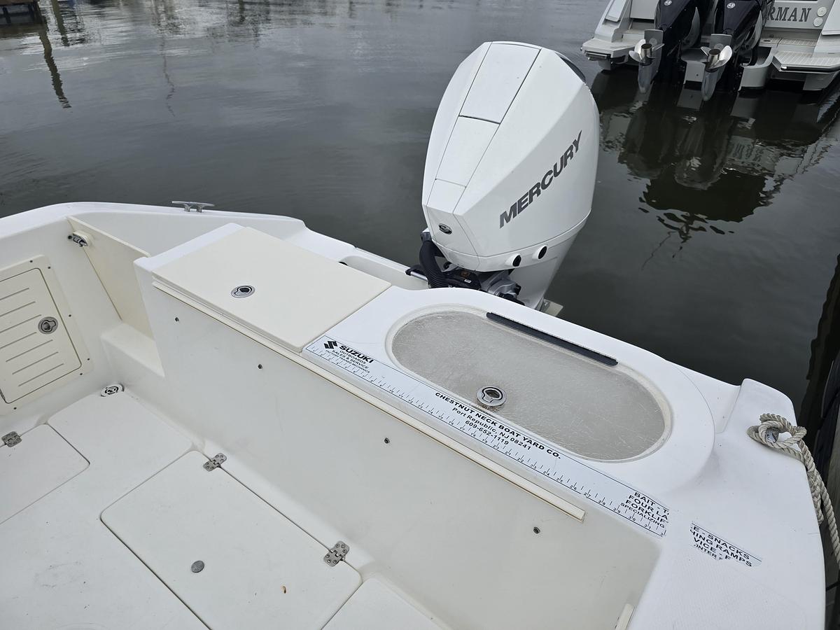 Used 2004 23' Mako 232 Center Console | 23ft