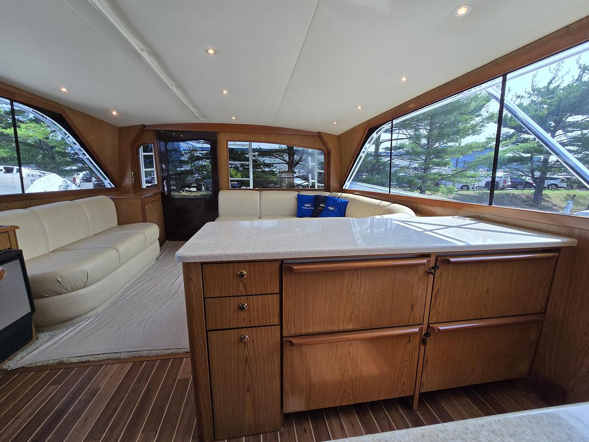 Used 1986 Ocean Yachts Super Sport | 55ft