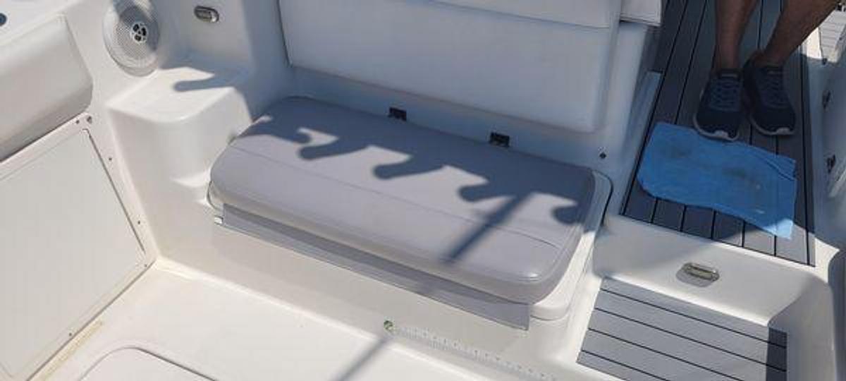Used 2015 Century 30 Center Console | 2015