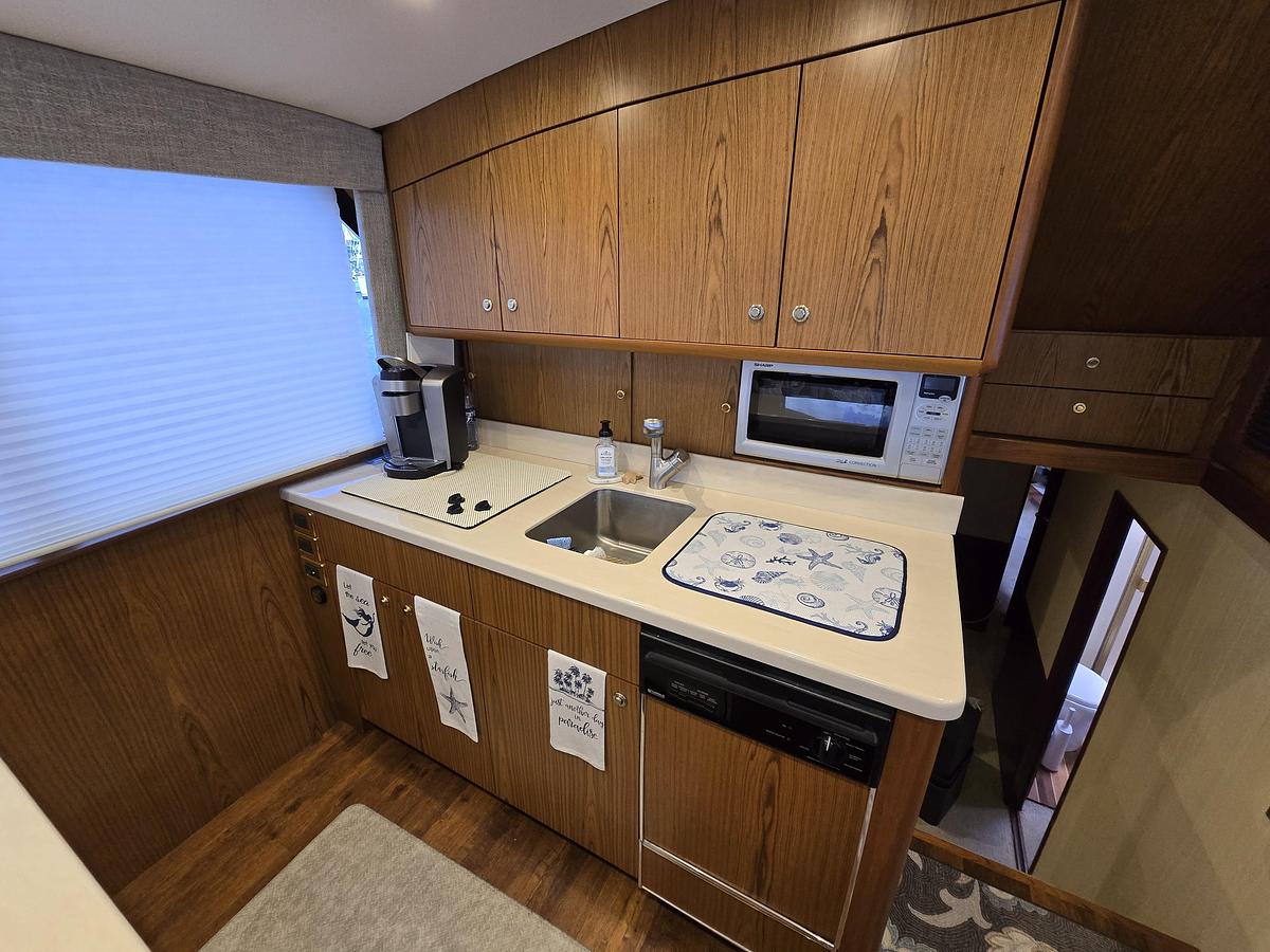 Used 1982/2016 Ocean Yachts 55 Super Sport | 55ft