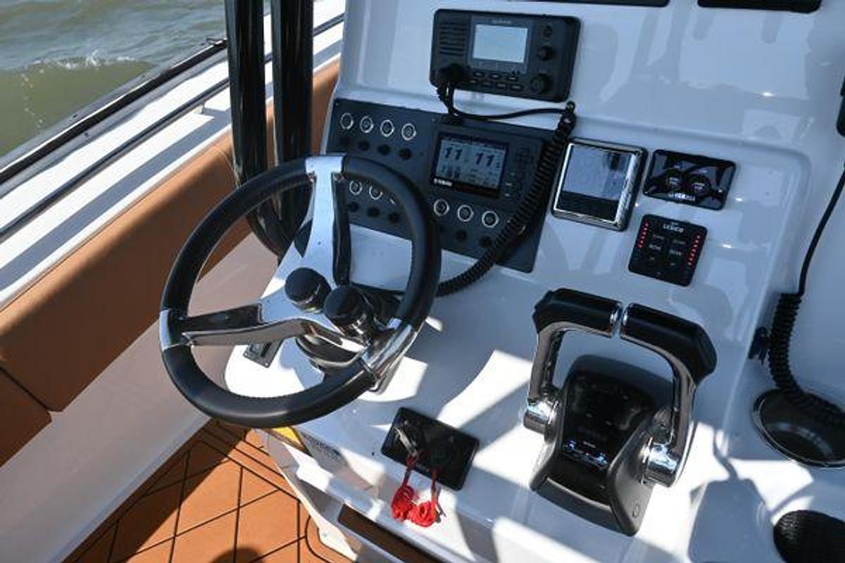 Used 2021 32' Cape Horn 32T | 32ft