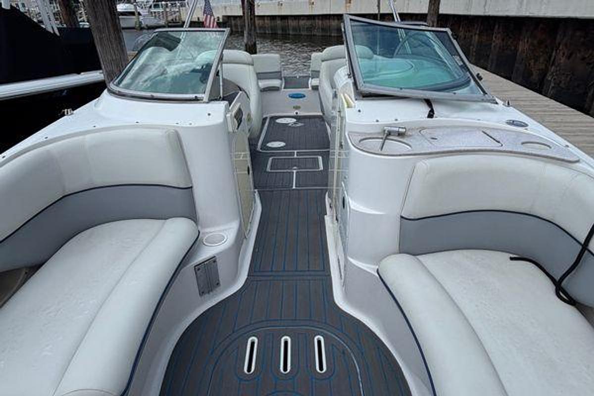 Used 2003 25' Four Winns 