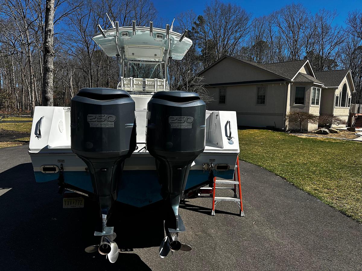 Used 2008 Regulator 29 Forward Seating | 29ft