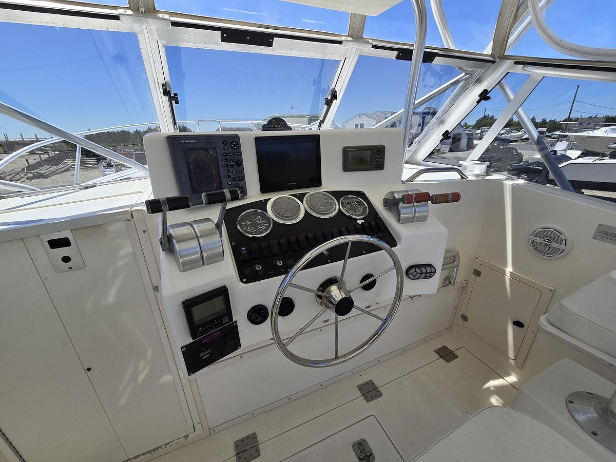Used 2003 Albemarle 305 Express Fisherman | 30'