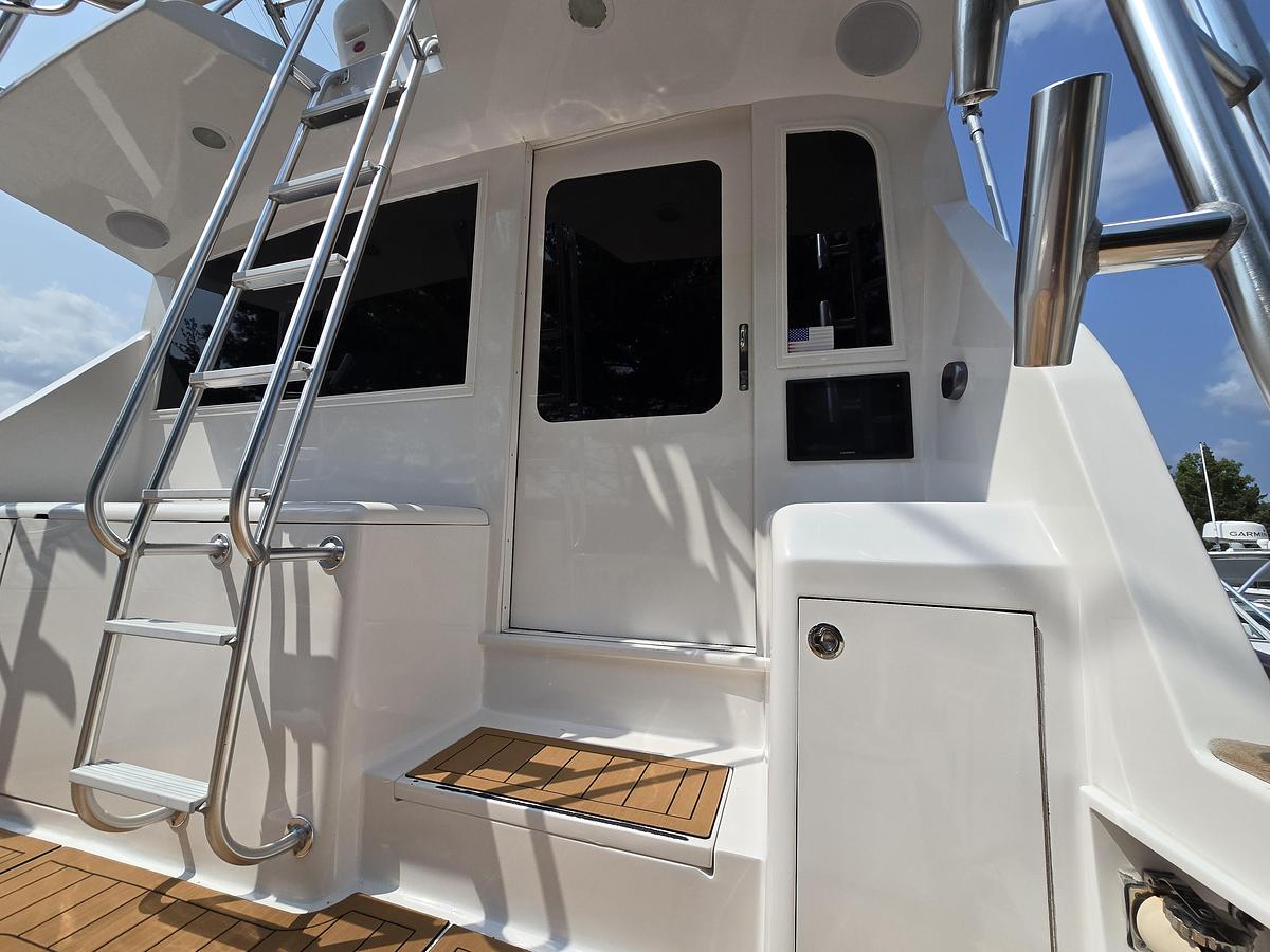 Used 1986 Ocean Yachts Super Sport | 55ft