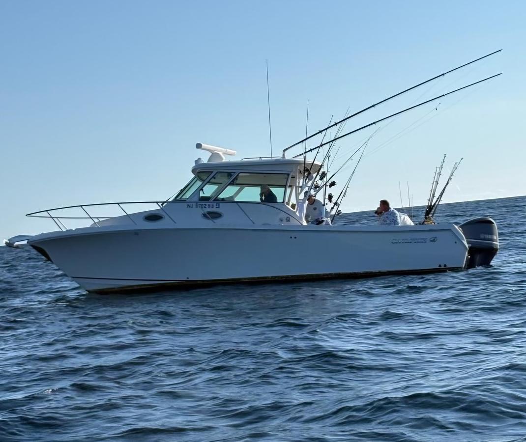 Used 2018 32' Sailfish 320 Express | 32ft