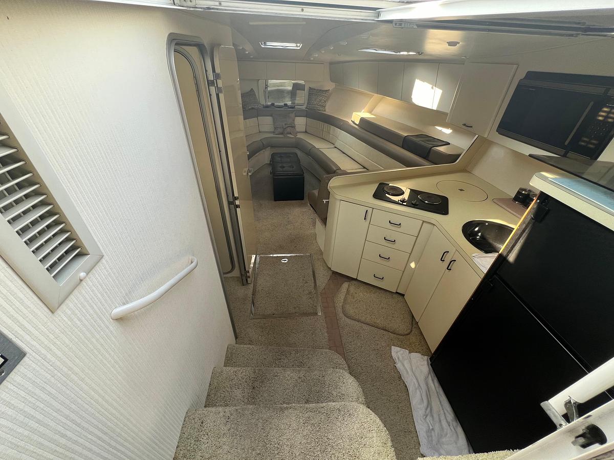 Used 1990 Trojan 11 Meter Express | 38ft