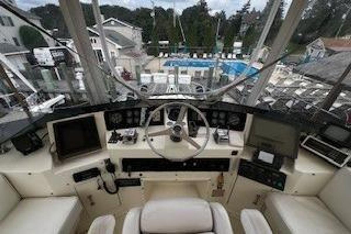 Used 1990 Hatteras 40 Motor Yacht | 40ft