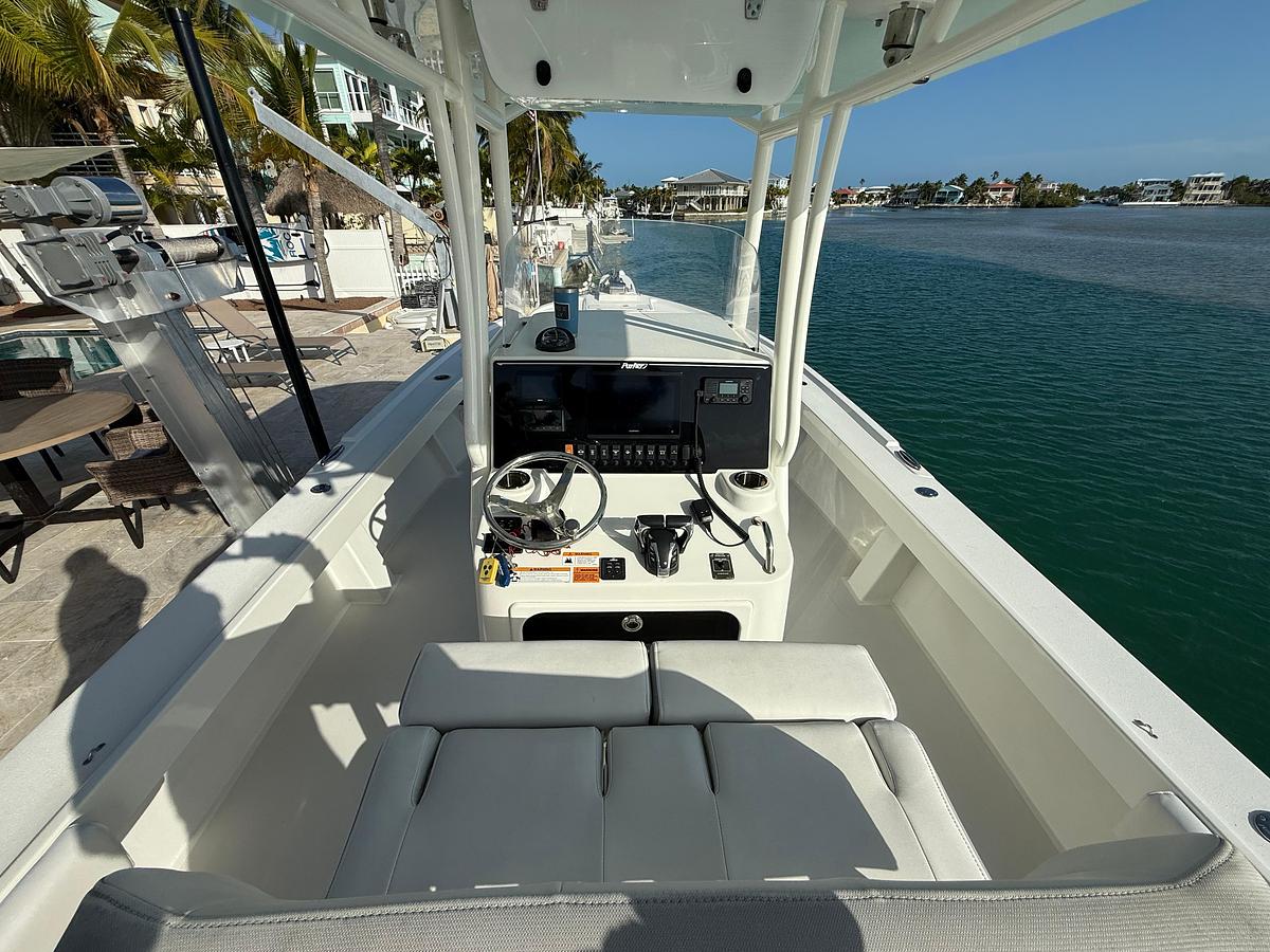 Used 2021 Parker 2801 Center Console | 28ft