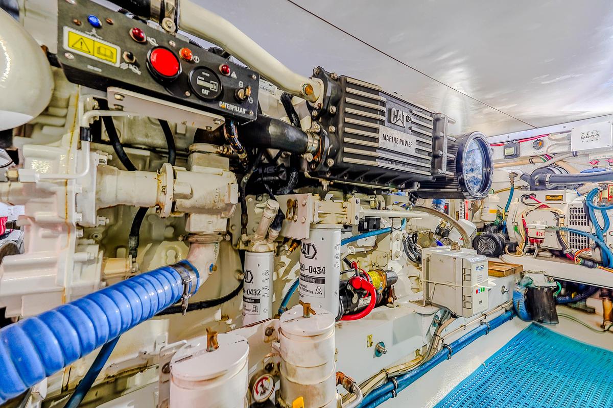 Used 1982 Hatteras 46 Convertible | 46ft