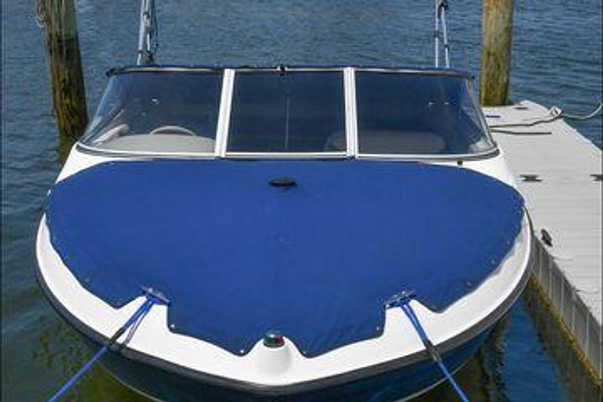 Used 2005 22' Bayliner Bowrider 225 | 22ft