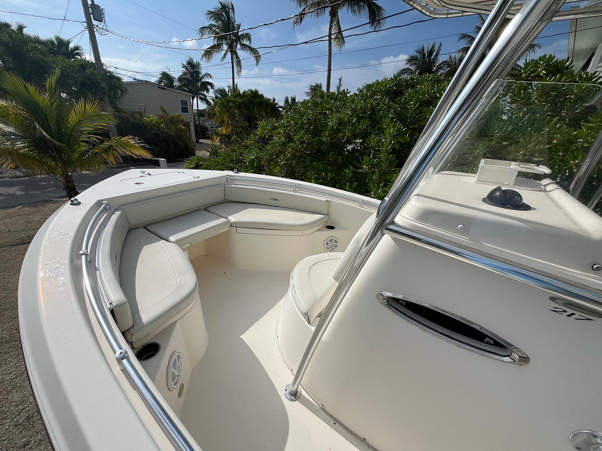 Used 2014 Cobia 217 Center Console | 22ft