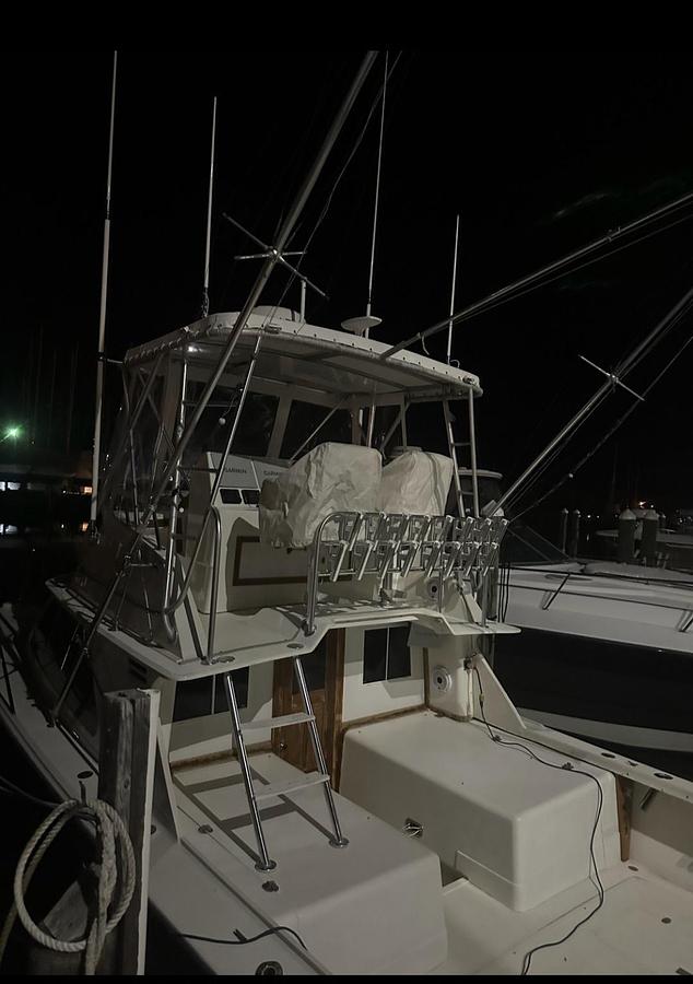 Used 1983 Blackfin 32 Flybridge | 32ft