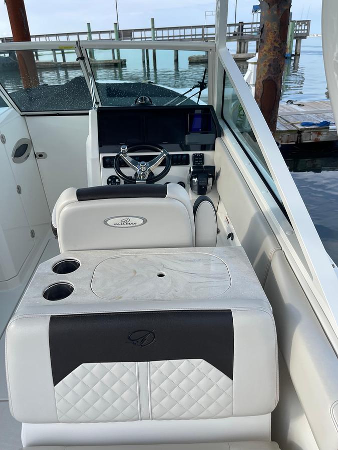 Used 2021 Sailfish 276 DC | 28ft