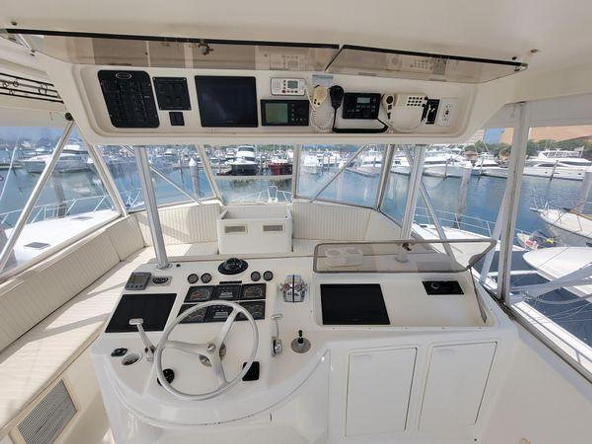 Used 2001 Ocean Yachts Super Sport - 56ft