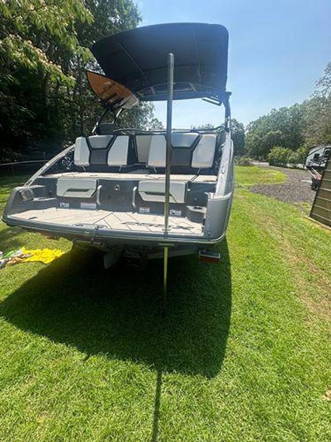 Used 2021 Yamaha Boat 255XD | 25ft