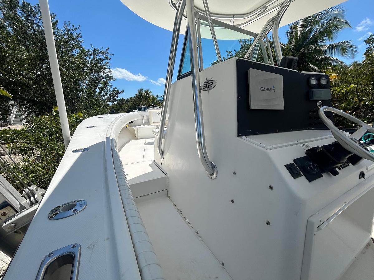 Used 2001 Regulator 32 Cc | 32ft