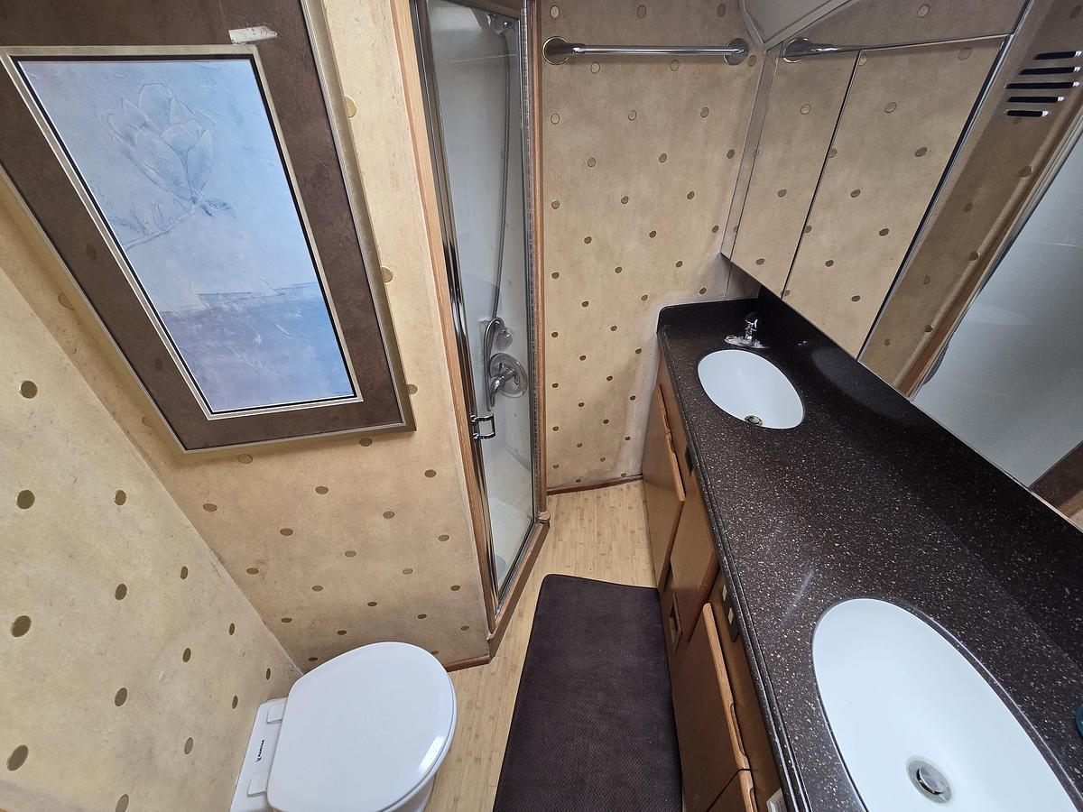 Used 2006 44' Cavileer 44 Convertible | 44ft