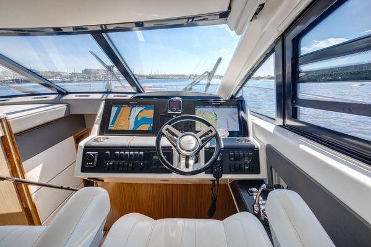 Used 2018 65' Sea Ray L650 | 65ft