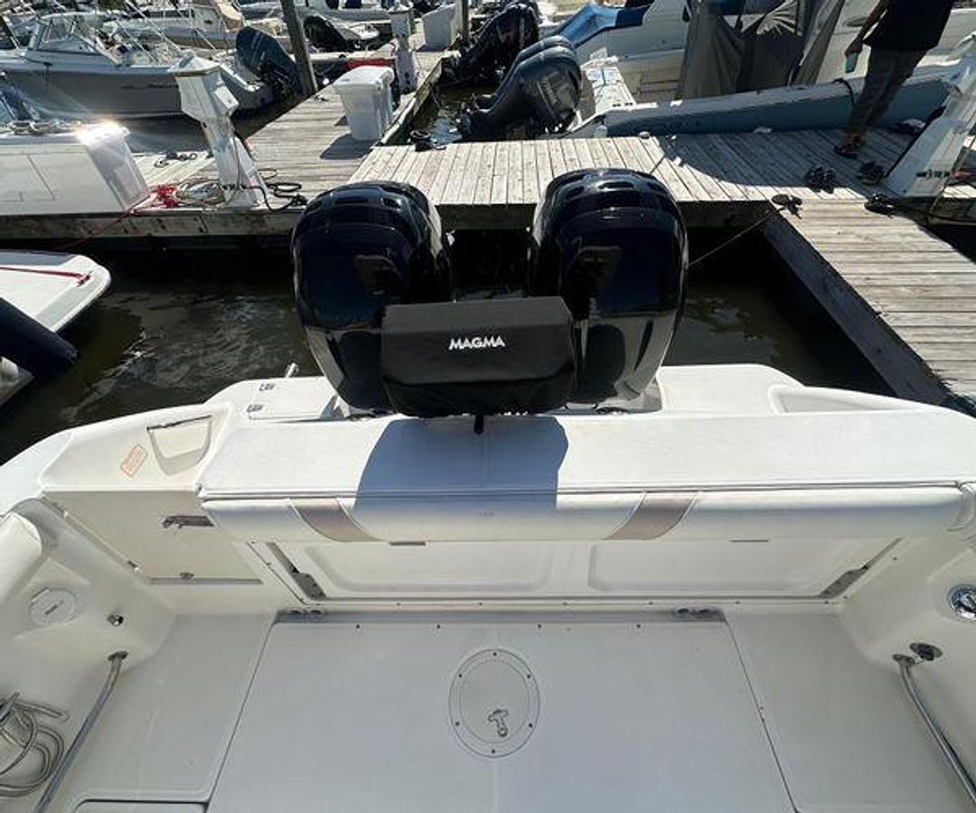 Used 2005 Boston Whaler 320 Outrage | 32ft