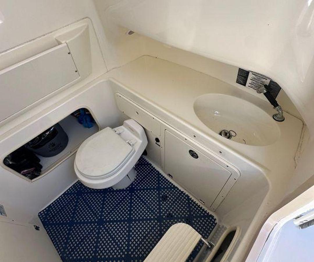 Used 2005 Boston Whaler 320 Outrage | 32ft