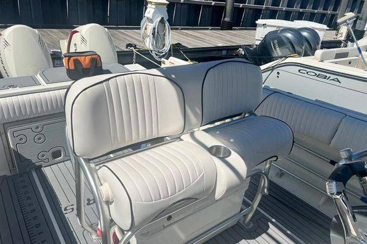 Used 2003 Hydra-Sport Vector 2600 CC | 26ft