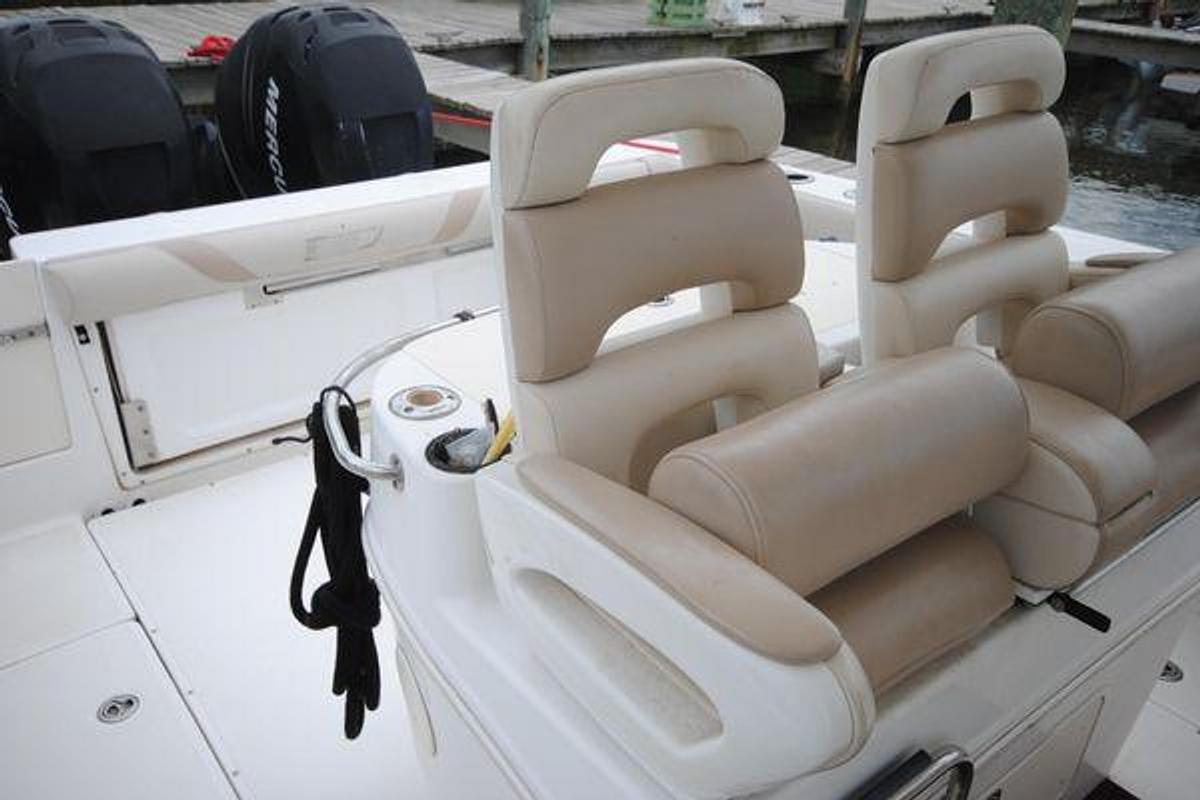 Used 2006 32' Boston Whaler 320 Outrage Cuddy Cabin | 32ft