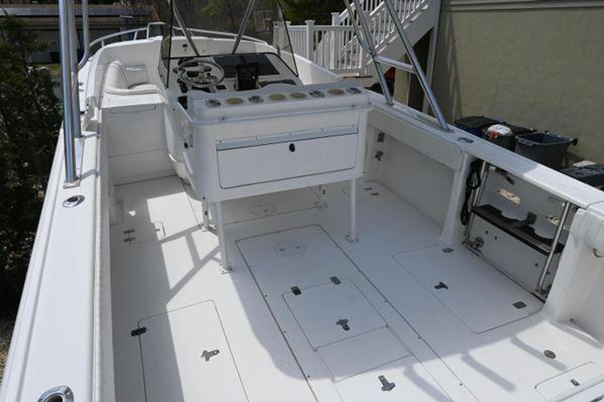 Used 32' Intrepid 323 Cuddy | 2002