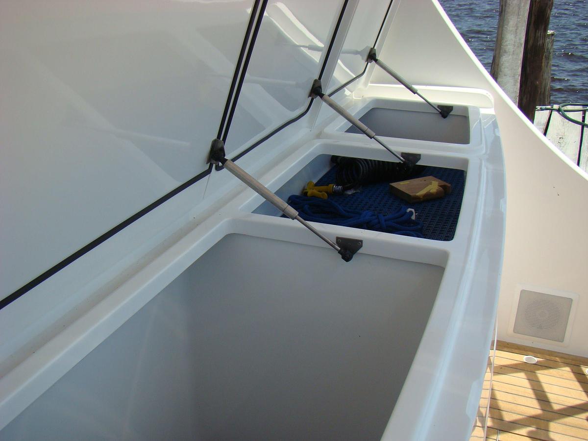 2026 Jersey Cape 47 Custom Hardtop | 47ft