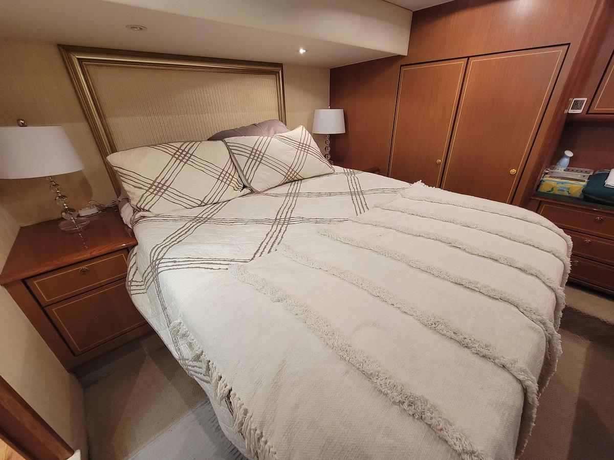 Used 2005 Ocean Yachts 57 Super Sport | 57ft