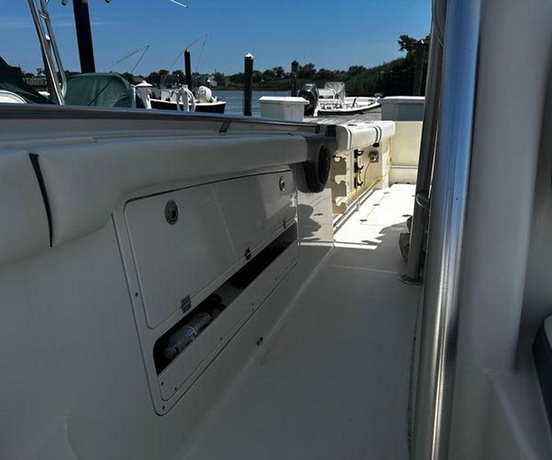 Used 2007 Robalo R300 Center Console | 29ft