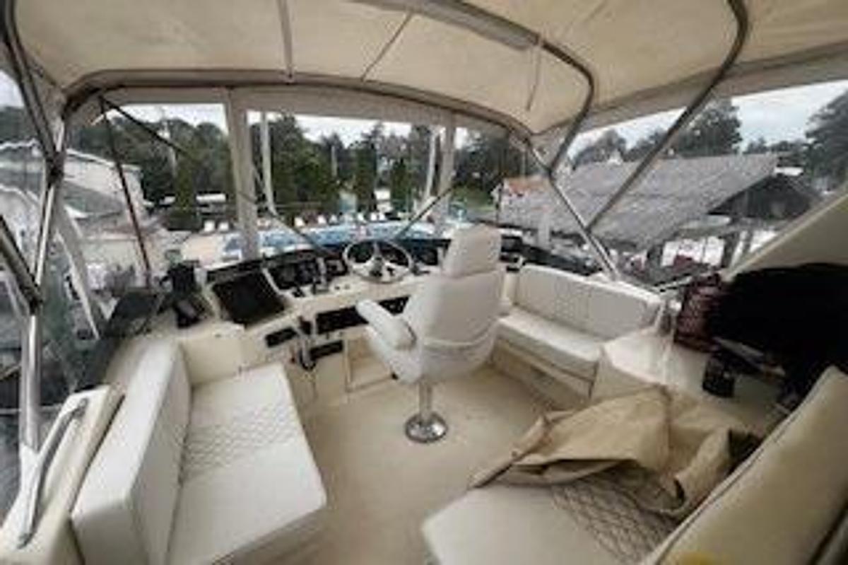 Used 1990 Hatteras 40 Motor Yacht | 40ft