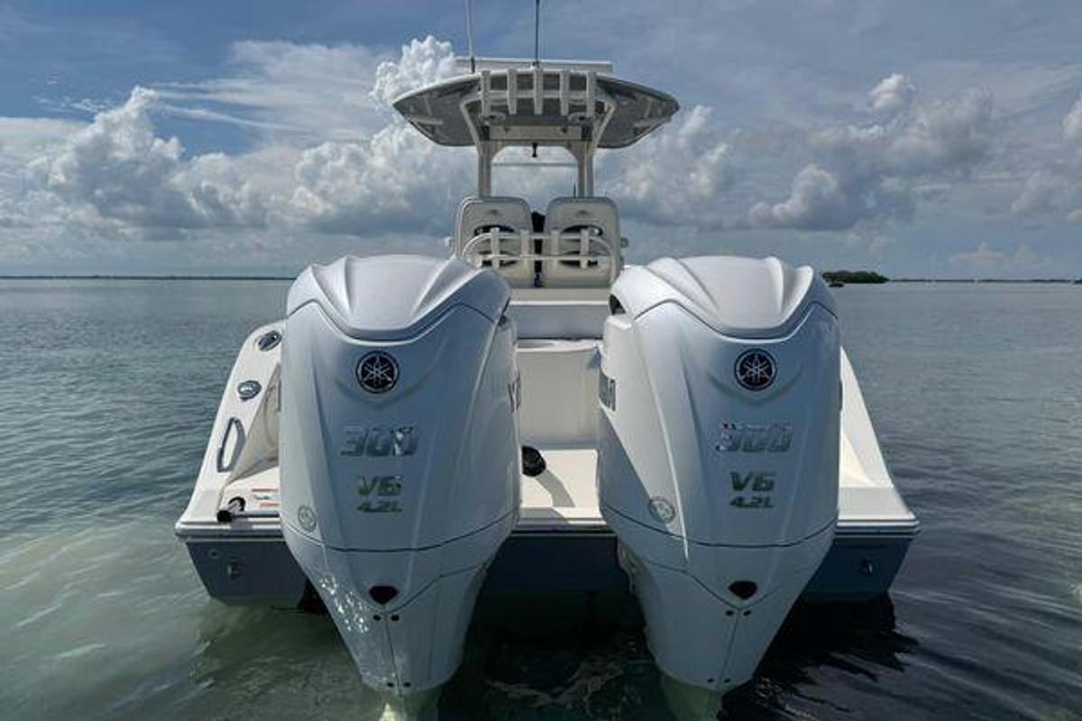 Used 2023 Cobia 280 Center Console | 28ft
