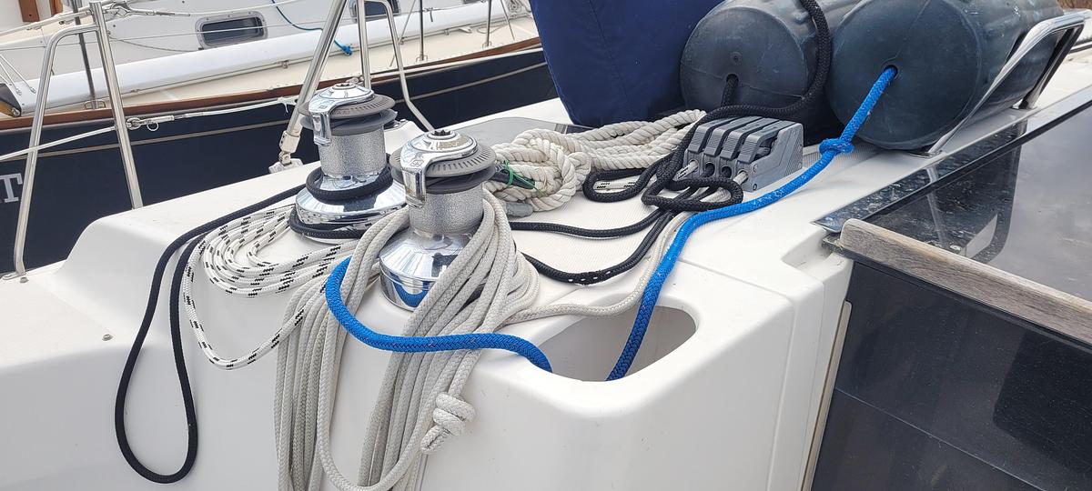 Used 2001 Hunter 460 | 46ft