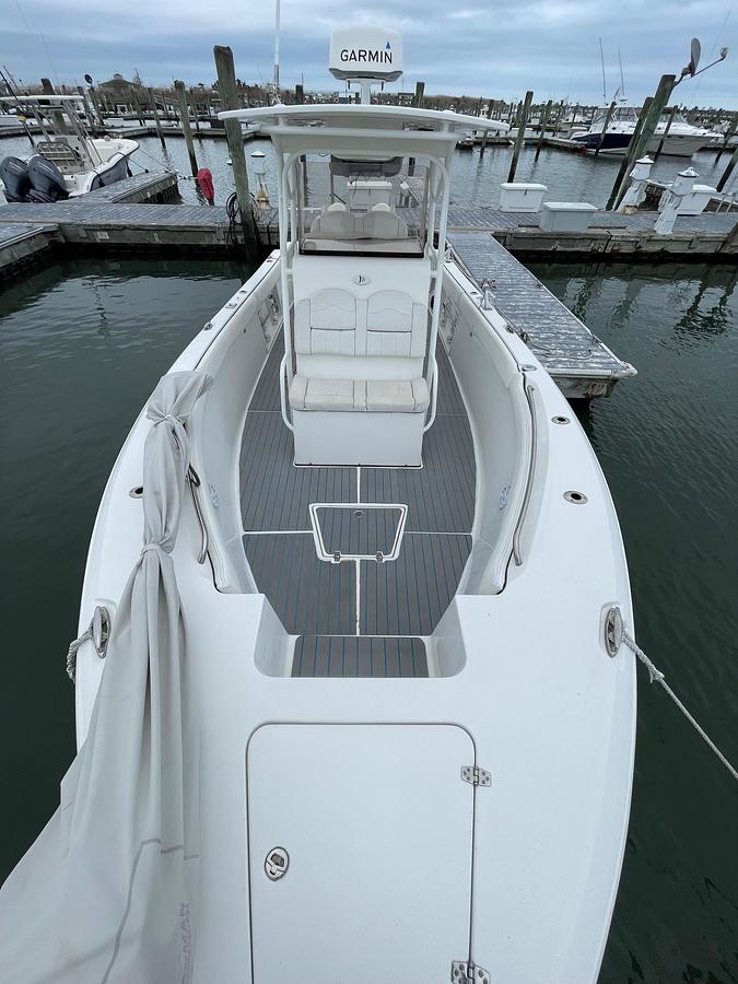 Used 2017 Clearwater 2508 Center Console | 26ft