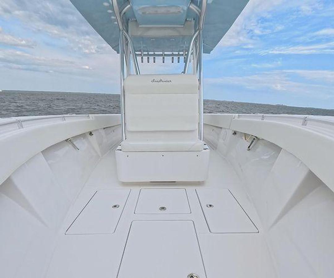 Used 2019 SeaHunter 33 Tournament | 33ft