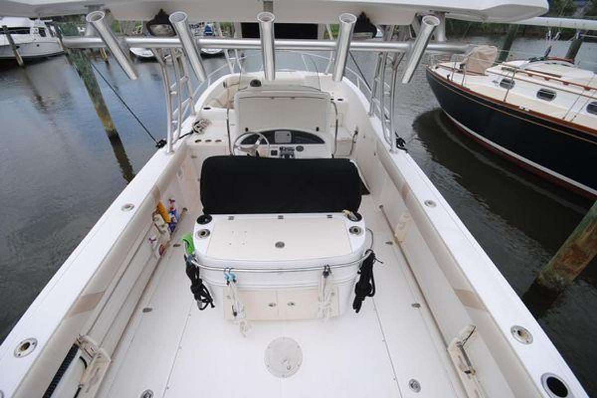 Used 2006 32' Boston Whaler 320 Outrage Cuddy Cabin | 32ft