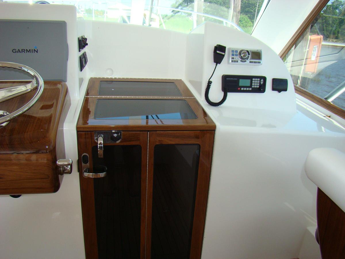 2026 Jersey Cape 47 Custom Hardtop | 47ft