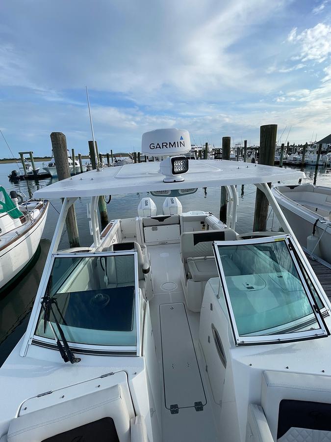 Used 2021 Sailfish 276 DC | 28ft