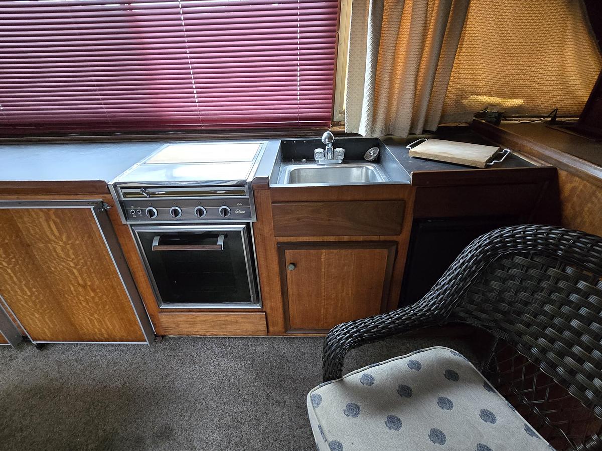 Used 1975 Hatteras 46 Convertible | 46ft